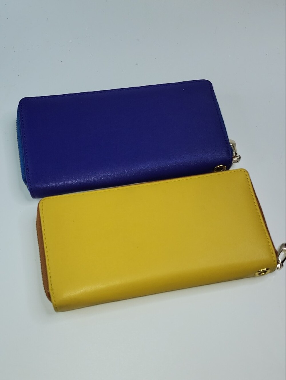 Wallet - Zip Women - Picture 2 of 3
